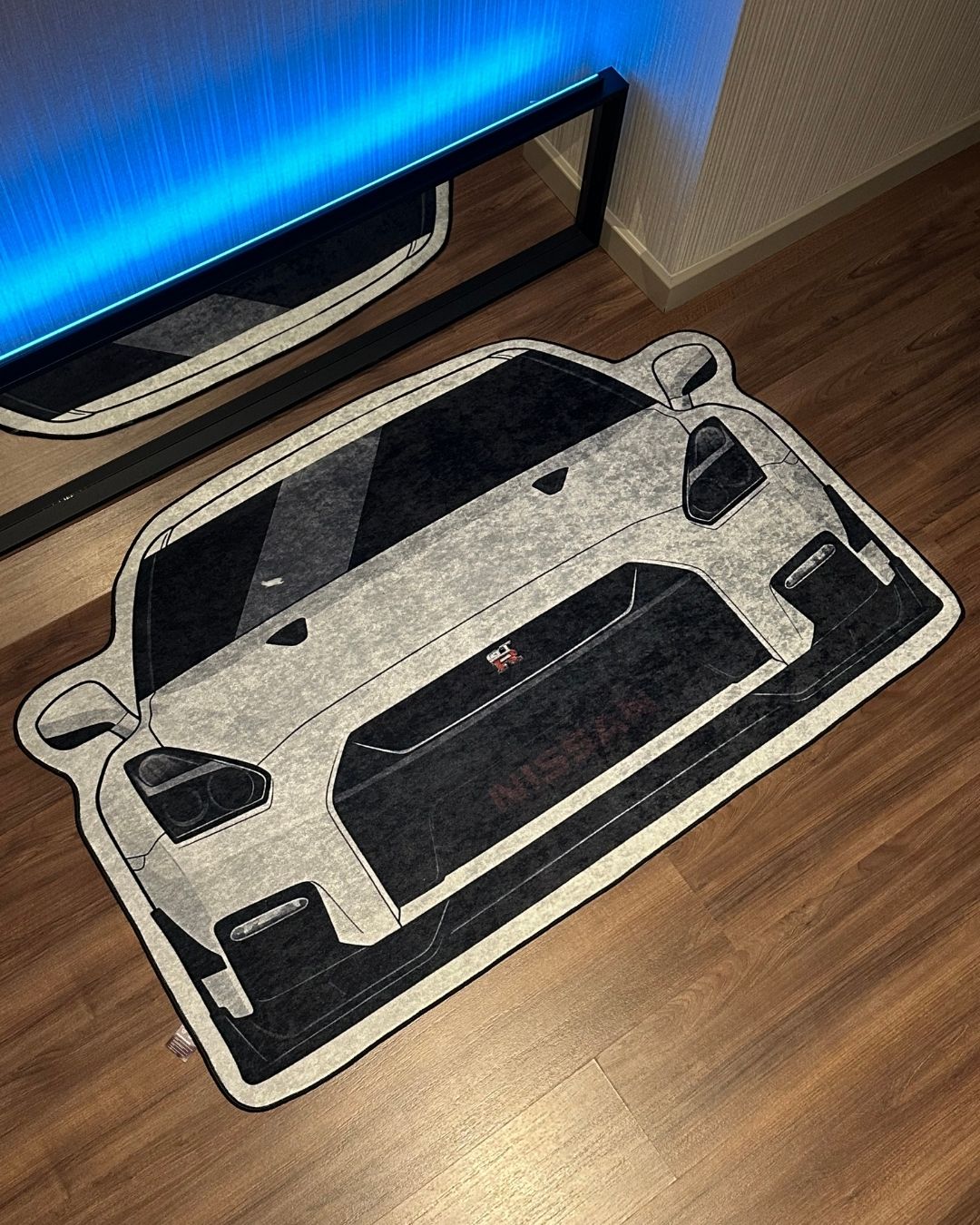 Nissan GT-R35 Face - Özel Tasarım Halı