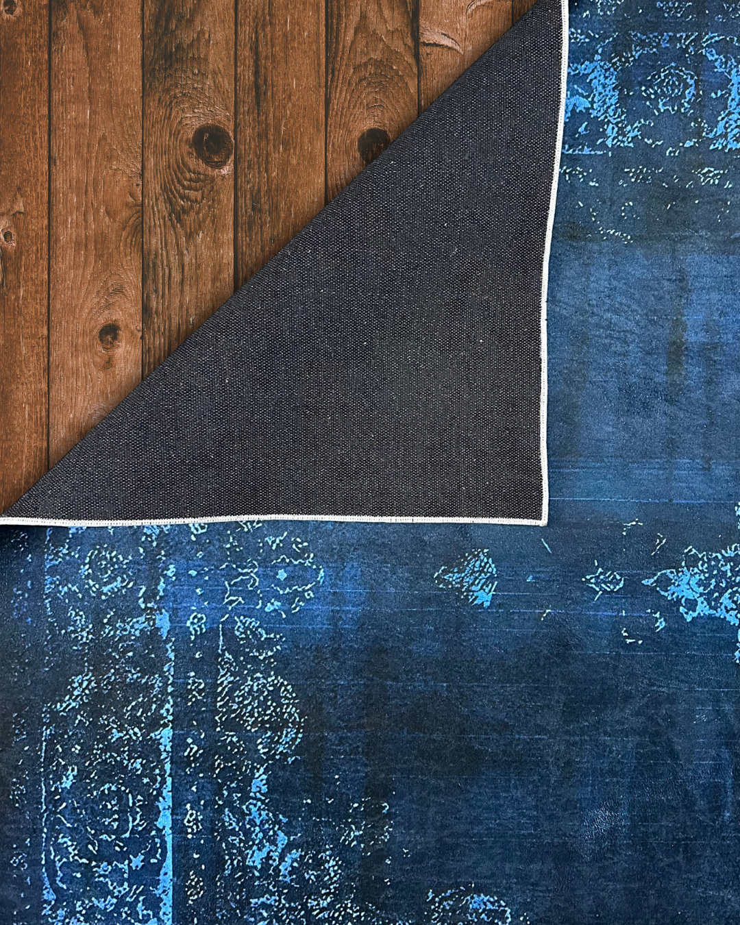 Midnight Bloom – Blue Floral Velvet Rug - Non-Slip