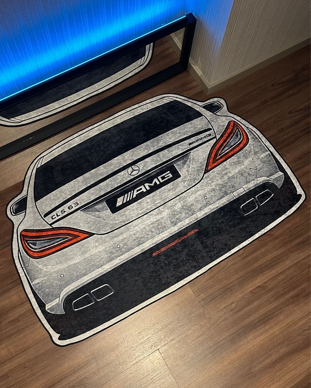 Mercedes CLS 63 AMG - Özel Tasarım Halı