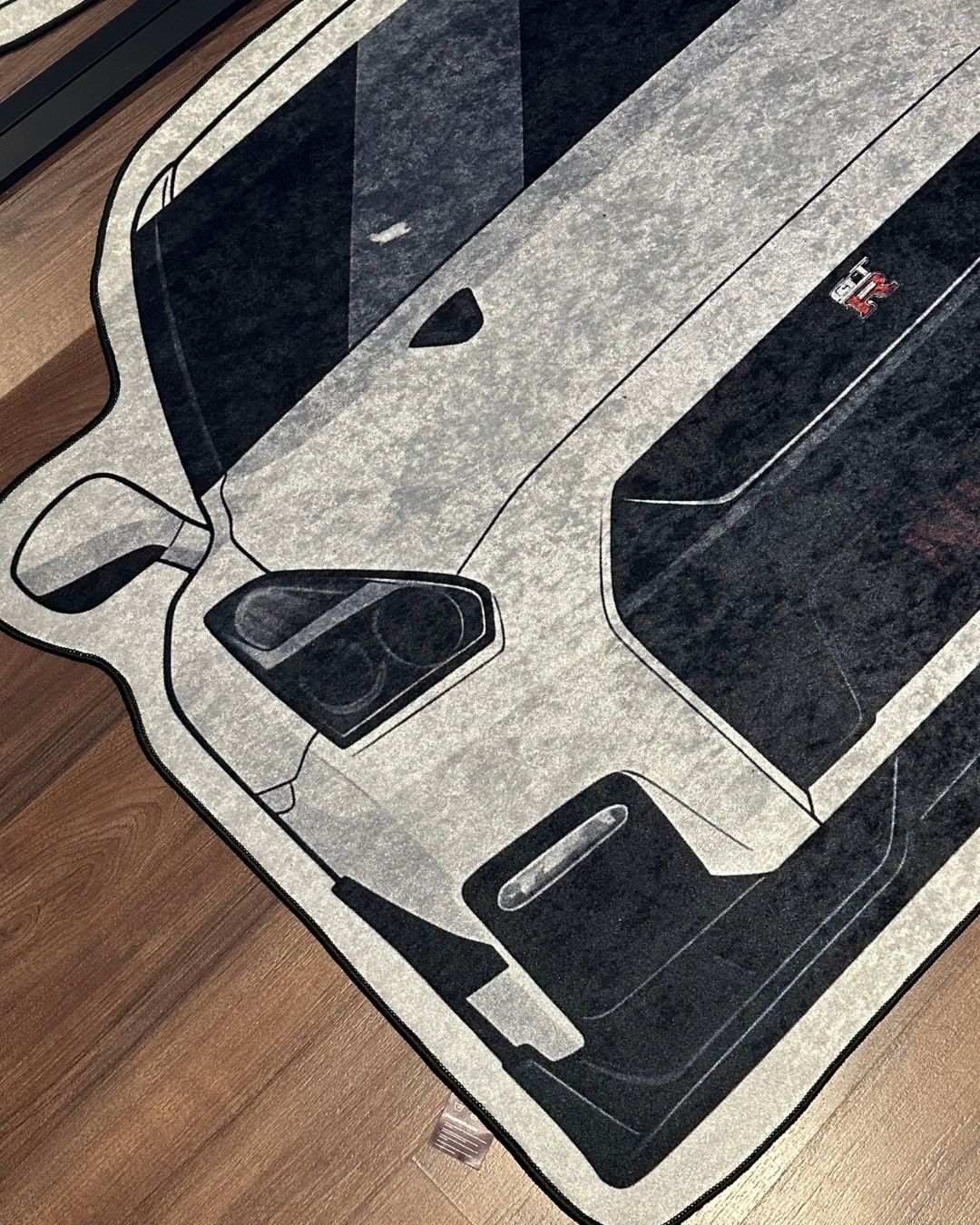 Nissan GT-R35 Face - Özel Tasarım Halı