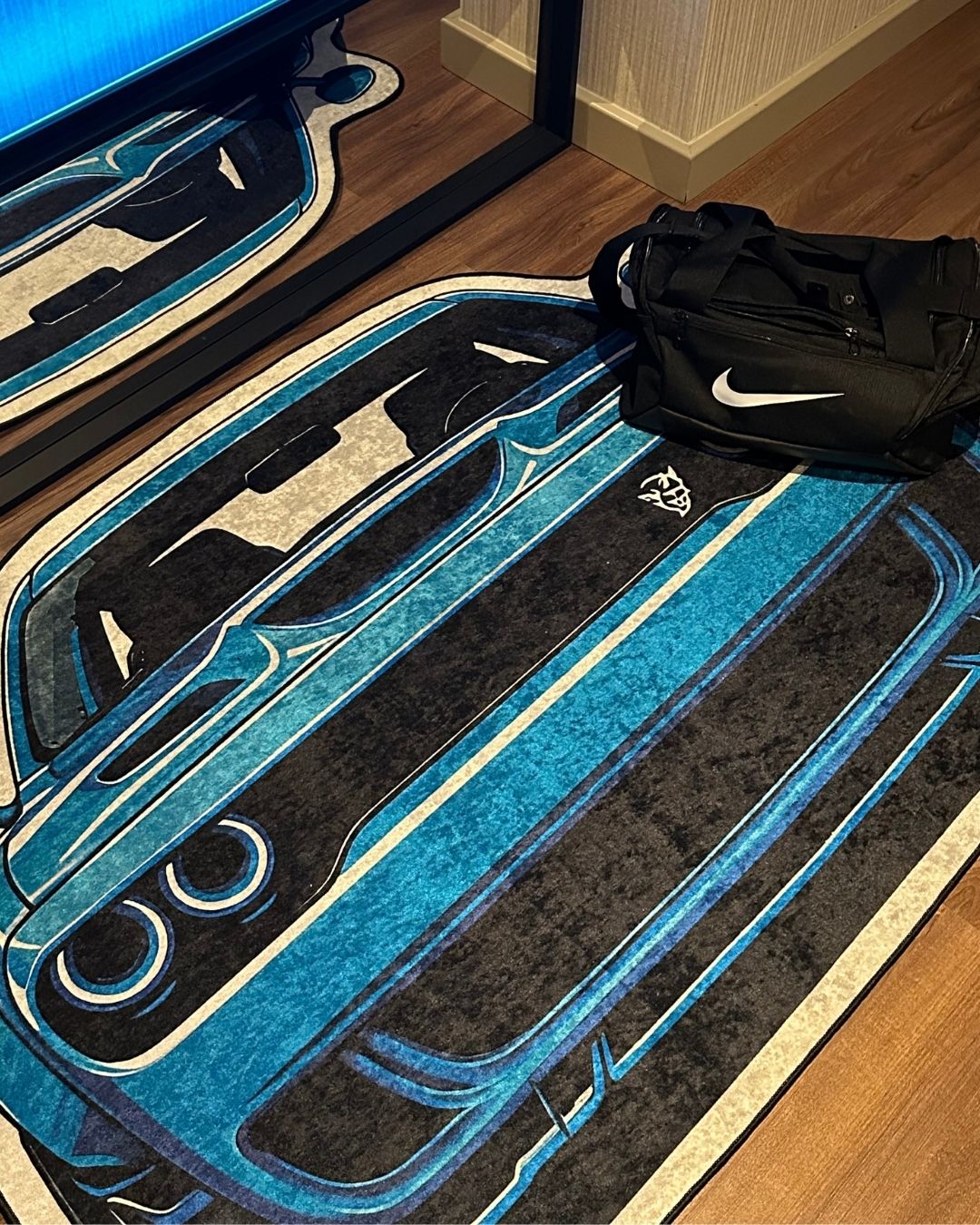 Dodge Challenger Blue- Özel Tasarım Halı