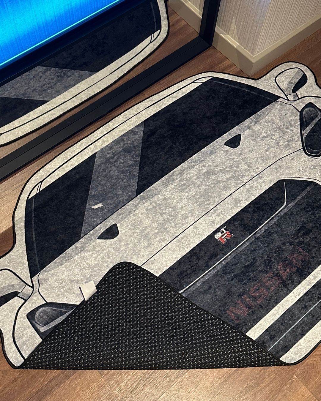 Nissan GT-R35 Face - Özel Tasarım Halı